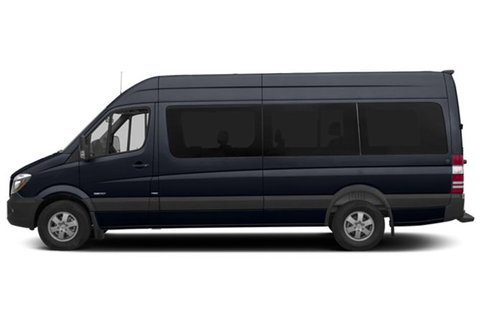 Luxurious Sydney Intl Airport Private Transfer To Or From Sydney CBD Max 10 - E Caravan Parks 2
