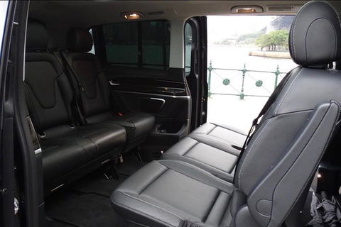 REGAL - Luxury Airport Round Trip, Bespoke Premium Transfer And Tours - E Caravan Parks 3