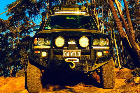 Jenolan Caves Blue Mountains And Kanangra Walls Look Out 4WD Day Tour - E Caravan Parks 4