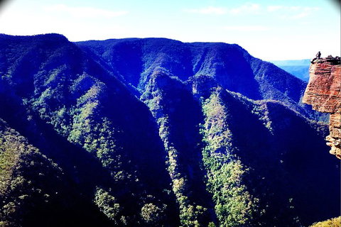 Jenolan Caves Blue Mountains And Kanangra Walls Look Out 4WD Day Tour - E Caravan Parks 1