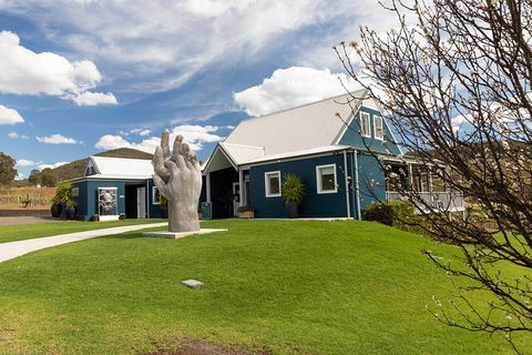 Private Full-Day Wine Tour In Hunter Valley - E Caravan Parks 1