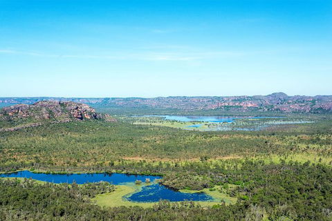 30 Minute Scenic Flight From Cooinda - E Caravan Parks 0