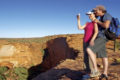 The Amazing Kings Canyon: 4-Hours Walking Tour And Hike - E Caravan Parks 2
