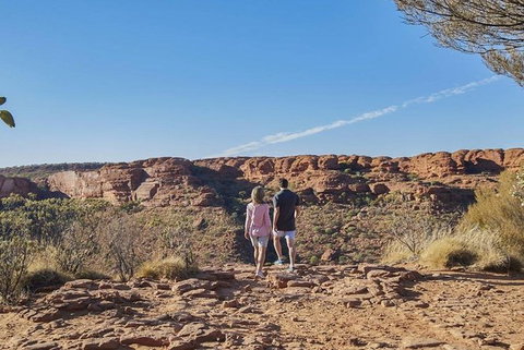 The Amazing Kings Canyon: 4-Hours Walking Tour And Hike - E Caravan Parks 3