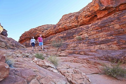 The Amazing Kings Canyon: 4-Hours Walking Tour And Hike - E Caravan Parks 0
