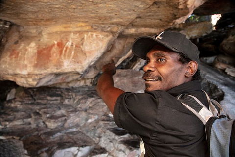 Arnhem Land Injalak Hill Full-Day Tour From Darwin - E Caravan Parks 2