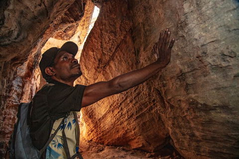 Arnhem Land Injalak Hill Full-Day Tour From Darwin - E Caravan Parks 12