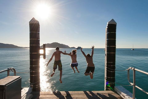 Fitzroy Island Catamaran Transfers From Cairns - E Caravan Parks 5