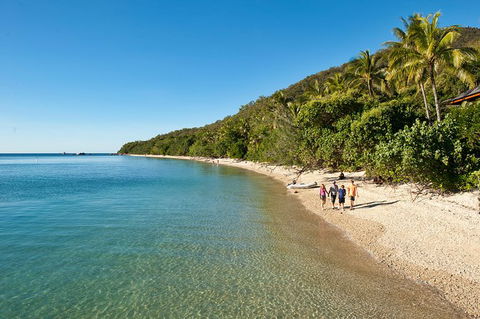 Fitzroy Island Catamaran Transfers From Cairns - E Caravan Parks 2