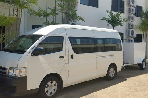Safe Private Transfer From Cairns To Port Douglas For Up To 13 People - E Caravan Parks 2