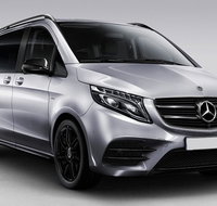 Gold Coast Airport Transfers  Airport OOL to Gold Coast City in Luxury Van