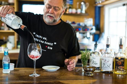 Heritage, Wine & Gin Tours - E Caravan Parks 2