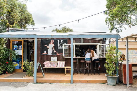 Heritage, Wine & Gin Tours - E Caravan Parks 3