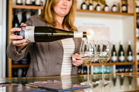 Heritage, Wine & Gin Tours - E Caravan Parks 5
