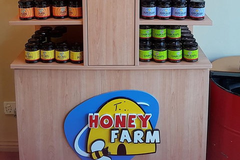 Cruise Ship Excursion: Gourmet Food & Wine - E Caravan Parks 13