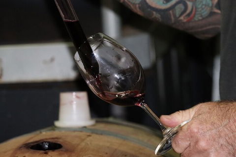 Small-Group Wine Tour In Margaret River With Tasting Plate - E Caravan Parks 2