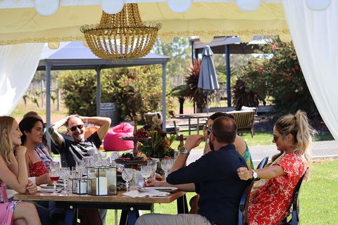 Small-Group Wine Tour In Margaret River With Tasting Plate - E Caravan Parks 0
