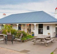 Willows Tea House - E Caravan Parks