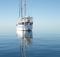 A Whitsunday Luxury Sailing Holiday - E Caravan Parks