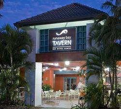 Runaway Bay Tavern - E Caravan Parks 0