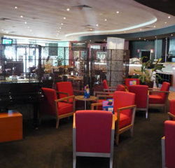 Forest Lake Hotel - E Caravan Parks 0