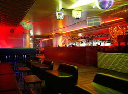 Vegas Hotel - E Caravan Parks 0