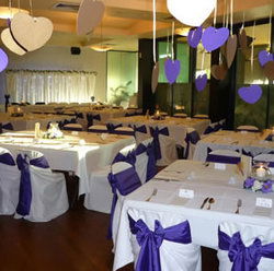 Forest Lake Hotel - E Caravan Parks 2
