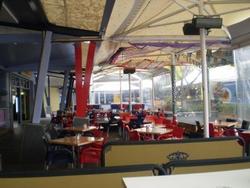 Beach House Bar & Grill - E Caravan Parks 3