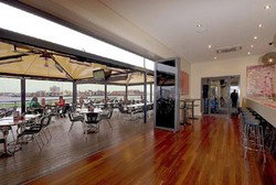 Birkenhead Tavern - E Caravan Parks 2