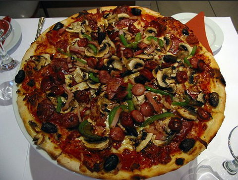 Zino Restaurant Pizzeria - E Caravan Parks 2