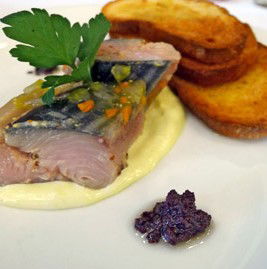 Vatel Restaurant - E Caravan Parks 0