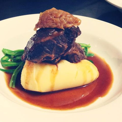 Vine Restaurant - E Caravan Parks 3