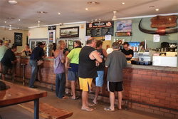 Humpty Doo Hotel - E Caravan Parks 3