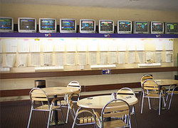 Eden Hill Bar And Bistro - E Caravan Parks 2