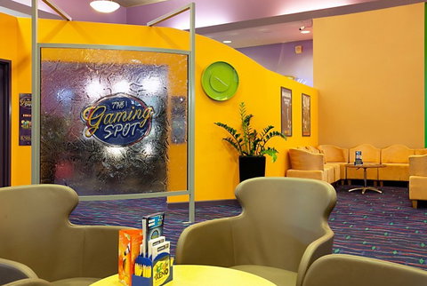 The Palmerston Sports Club Inc - E Caravan Parks 0