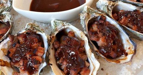 Retreat Hotel - E Caravan Parks 0