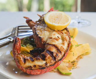 Chris's Beacon Point Restaurant - E Caravan Parks 2