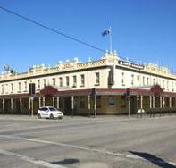 Soden's Australia Hotel - E Caravan Parks