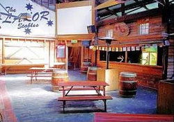 Peter Lalor Hotel - E Caravan Parks 0