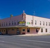 Railway Hotel - E Caravan Parks
