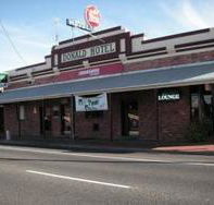 Donald Hotel - E Caravan Parks