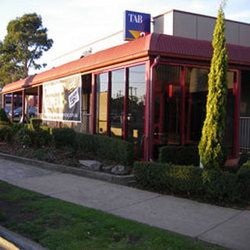 Pascoe Vale Hotel - E Caravan Parks 1