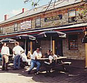 Surveyor General Inn - E Caravan Parks