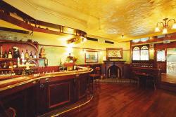 Willie McBrides Irish Bar - E Caravan Parks 2