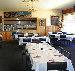 Allansford Hotel - E Caravan Parks 3