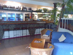 Clifton Capers Bar & Grill - E Caravan Parks 3