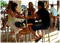 The Courthouse Hotel Port Douglas - E Caravan Parks 3