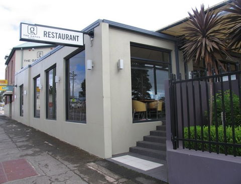 Gates Hotel - E Caravan Parks 4