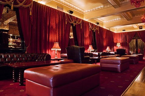 East End Bar - E Caravan Parks 4