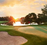 New Town Bay Golf Club - E Caravan Parks